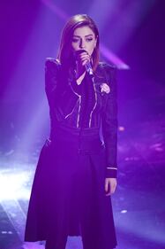 Sanremo 2018: i look sexy della seconda serata 19