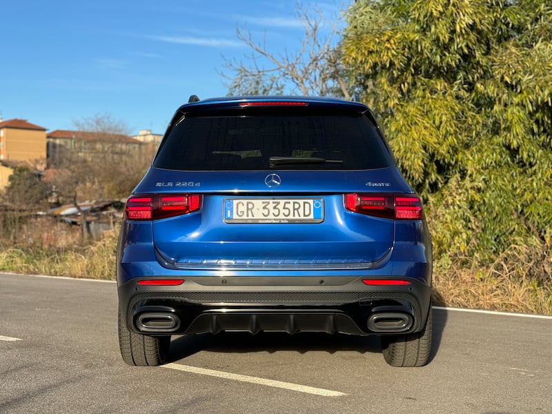 Mercedes GLB 2024: guarda la gallery del suv tedesco premium 15