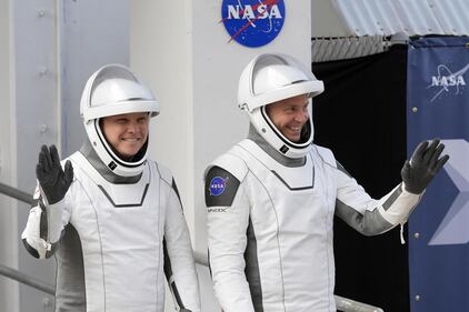 Partita la missione di salvataggio per recuperare i due astronauti bloccati sulla stazione spaziale 5