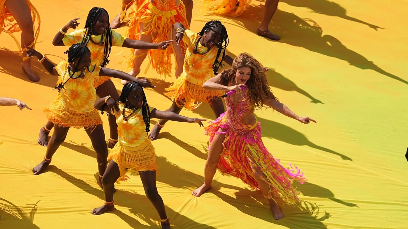 Finale Mondiale 2026, tutti pazzi per Shakira: indossa un abito con 200 mila cristalli Swarovski