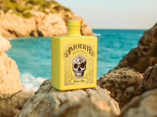 Un’estate in giallo con il Gin Amuerte