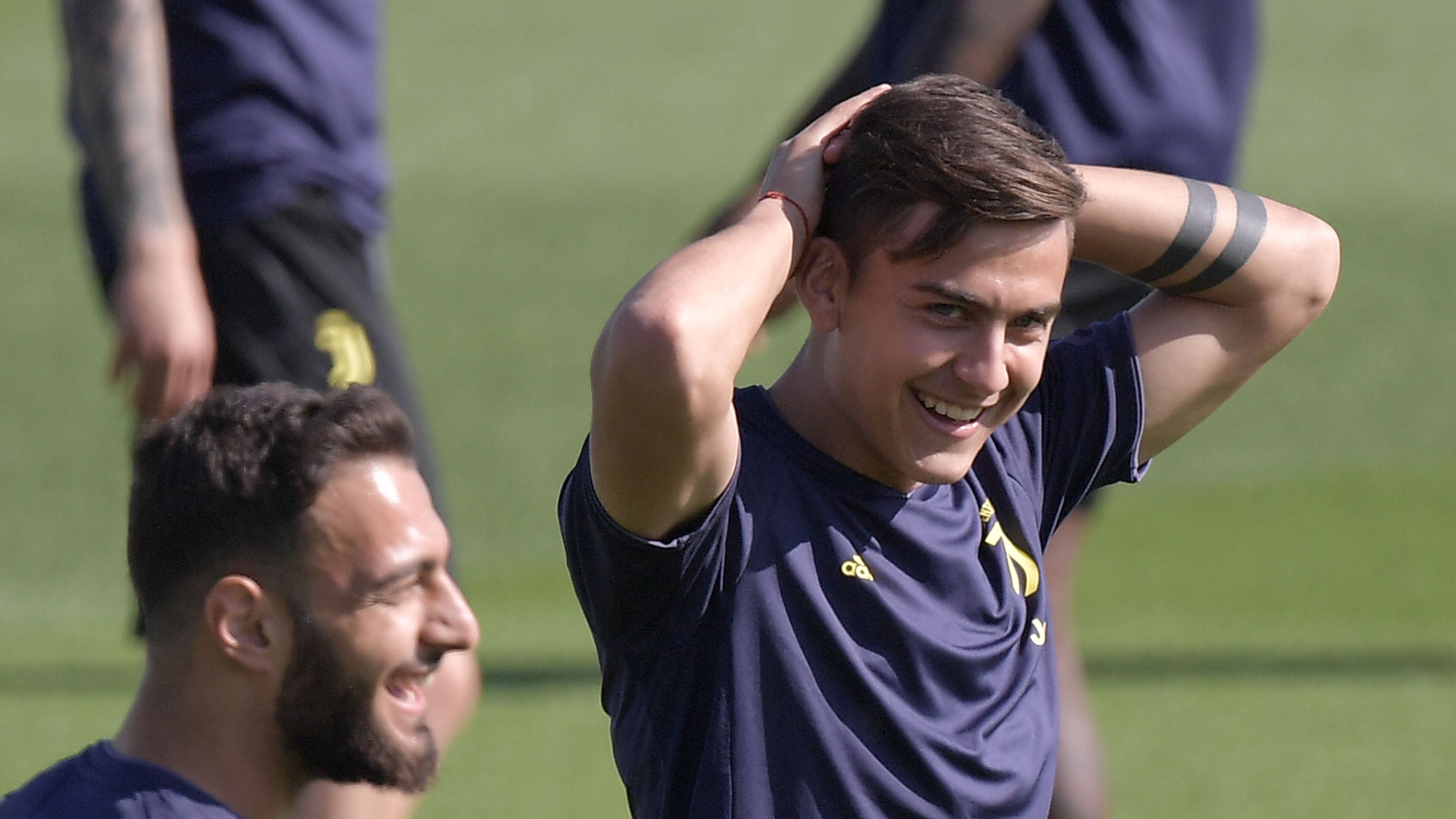 Juventus, il fratello di Dybala tuona: "Paulo non è felice, può andare via"