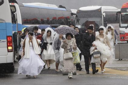 Corea del Sud, si sposano 3.800 coppie 10