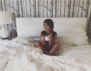 Lea Michele hot, nuda a letto 13