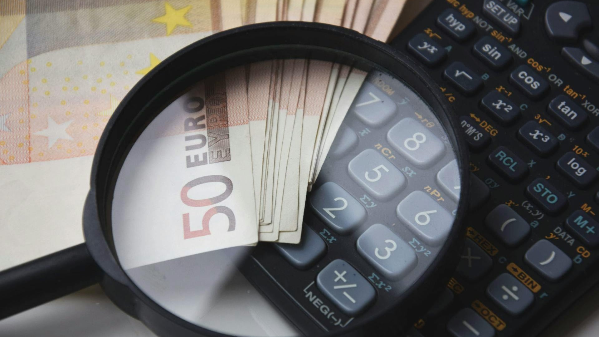Scattano i nuovi controlli incrociati dopo l'annuncio del 14 luglio: ecco chi finisce nel mirino del Fisco
