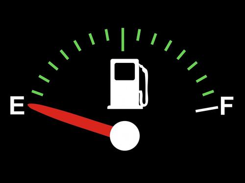 Caro carburanti e l’effetto cascata. Dal serbatoio al carrello della spesa