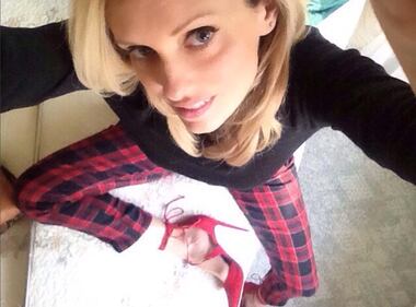 Justine Mattera, sexy auguri ai fan 6