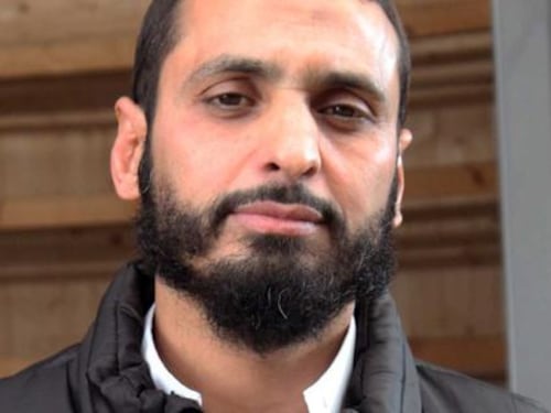 I fedeli musulmani cacciano l'imam: "È troppo filo-occidentale"