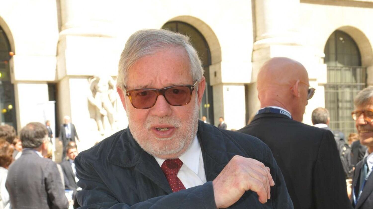 "Così l'Europa potrebbe salvare il Cav"