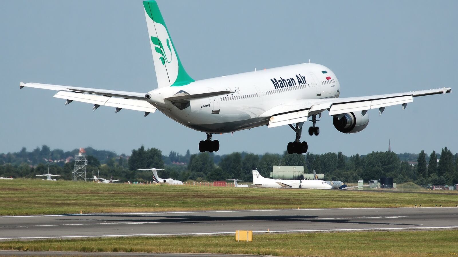 Mahan Air collega non stop Milano Malpensa a Teheran