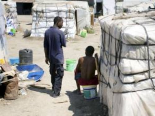 Altro incendio nel gran ghetto: morti due migranti a Foggia
