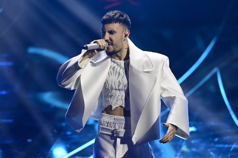 Sanremo 2024: ecco il look della finalissima del Festival di Fred De Palma 6