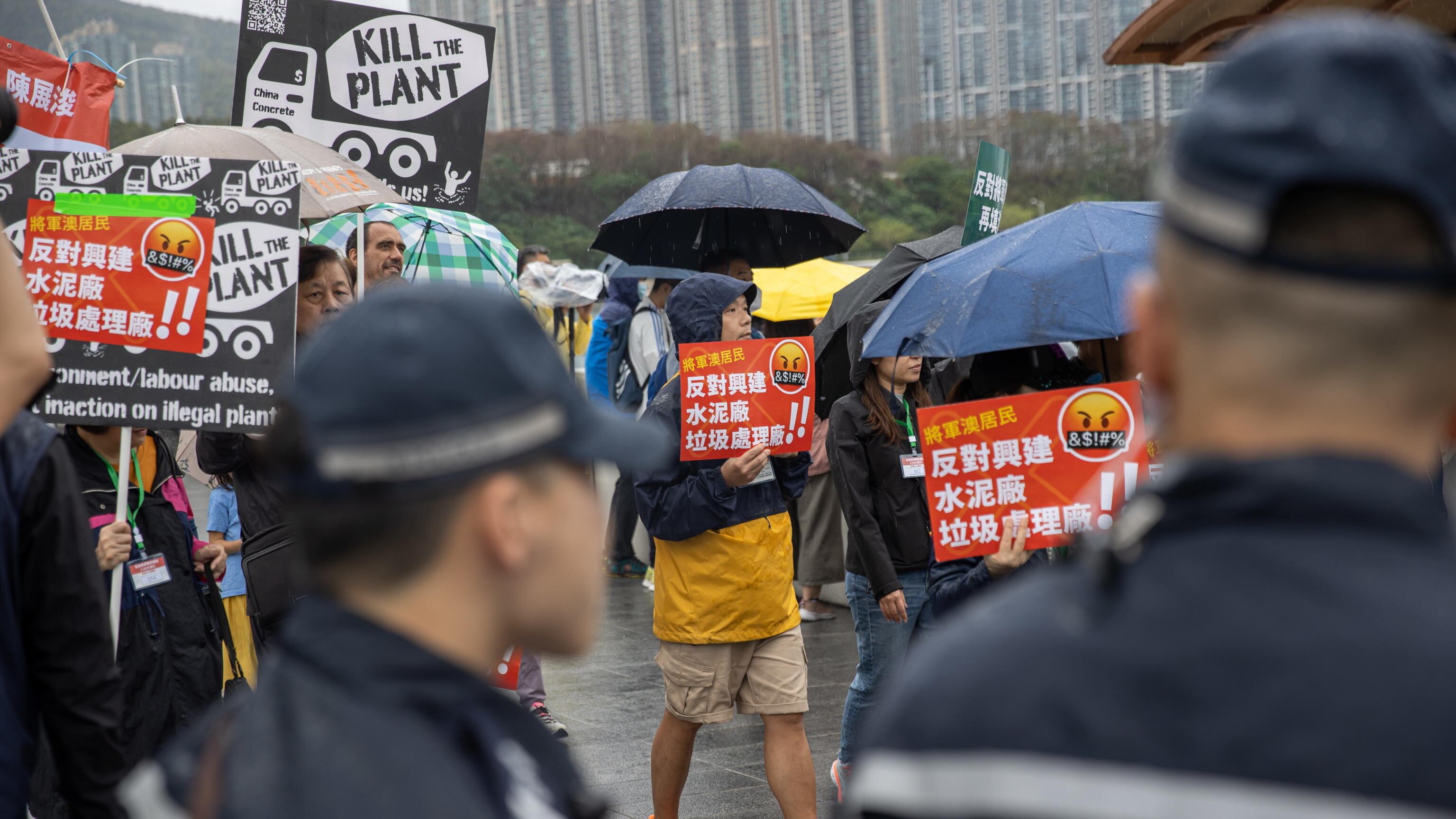 Hong Kong e la taglia da un milione su 8 attivisti