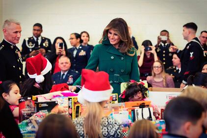  Melania Trump, Natale ironico sui social 15