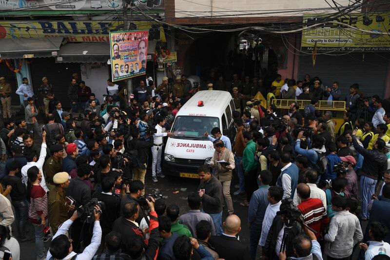 Incendio divampato in una fabbrica di New Delhi,. Molti gli operai morti 1