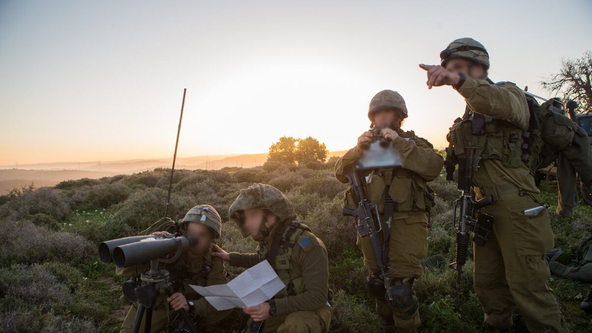 Un esercito di spie: cos'è l'unità 504 di Israele che dà la caccia ai terroristi di Hamas