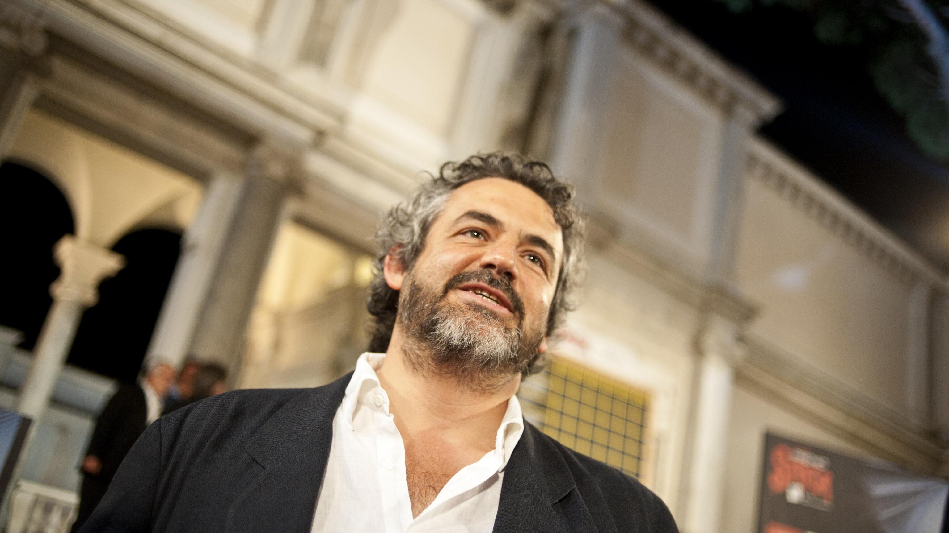 "Scrivo perché la letteratura mi ha salvato la vita"