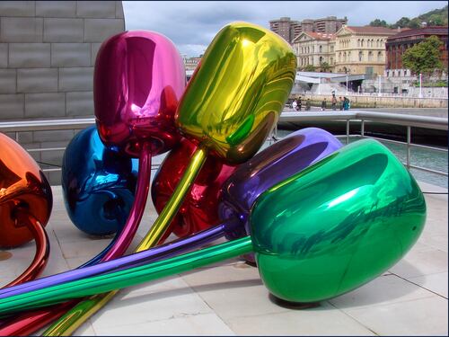 Parigi, polemiche sull'opera di Jeff Koons per le vittime Isis: sulla targa niente nomi