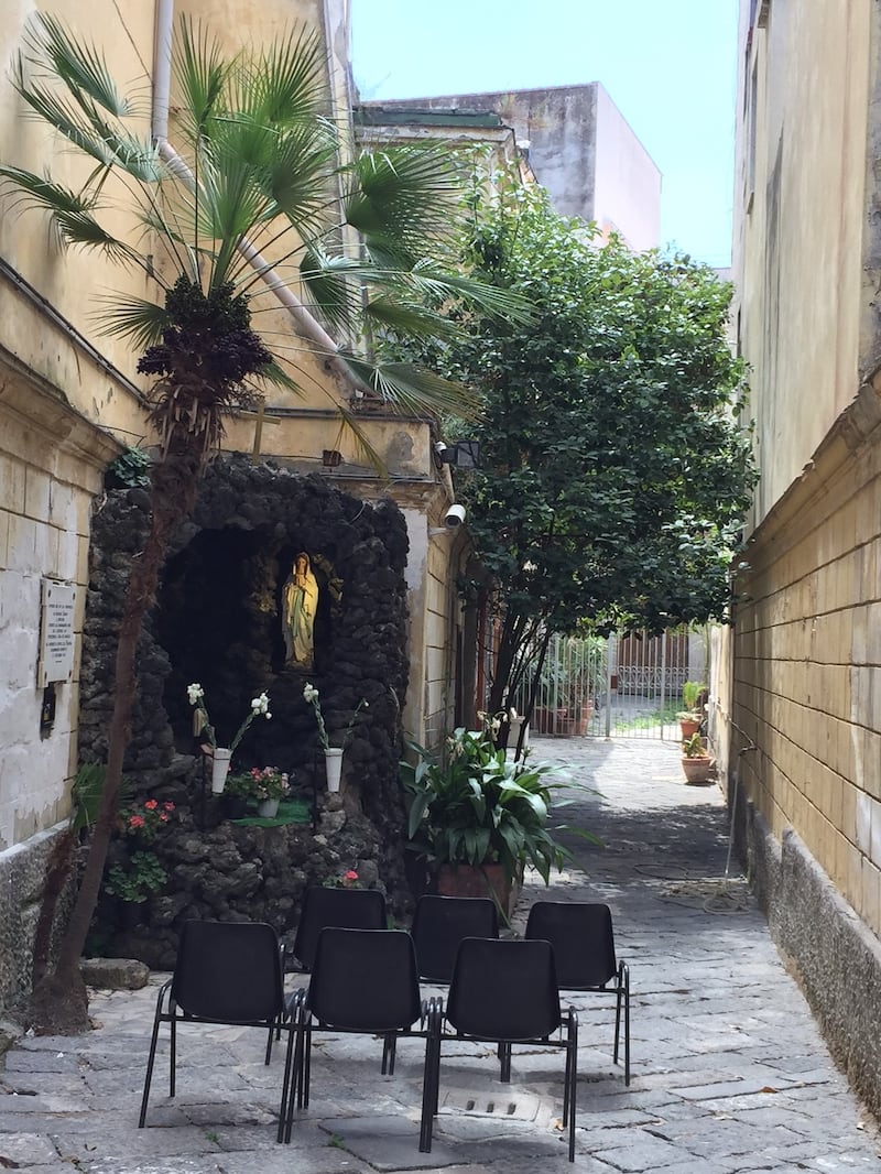 Napoli, il Pallonetto di Santa Lucia 19