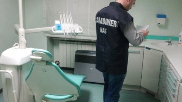 Sanità, chiusi dai Nas 52 centri medici in tutti Italia