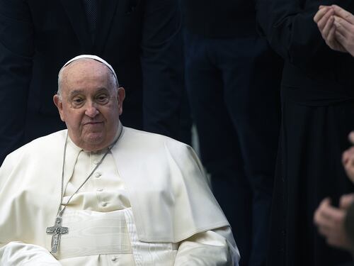 Notte tranquilla per Papa Francesco. Oggi i risultati della tac ai polmoni