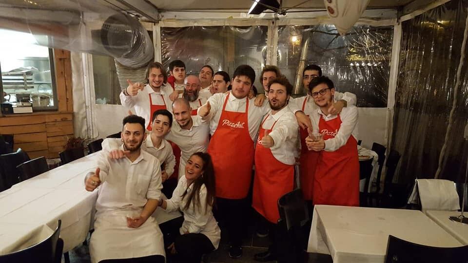 Ladri rubano i panettoni alla pizzeria dei ragazzi autistici
