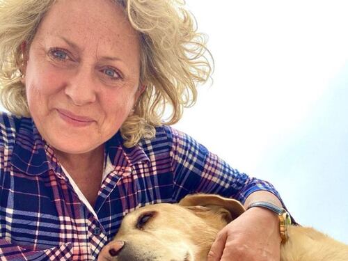 Il racconto choc di Carolyn Smith: "Hanno sparato al mio labrador"