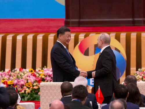 Xi Jinping incontra "l'amico" Putin. Ma la collaborazione non è più senza limiti