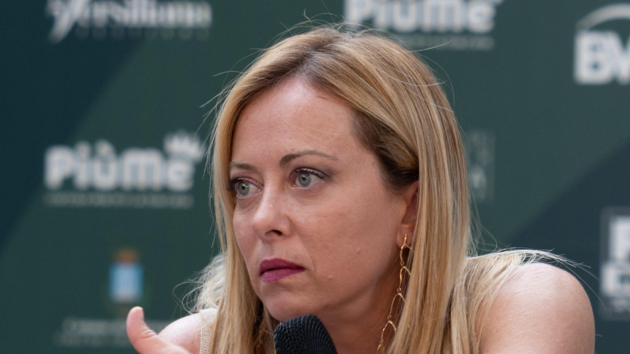 La Pravda smentisce le accuse della sinistra: "Meloni troppo filo Nato"