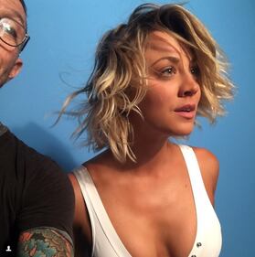 Kaley Cuoco topless su Snapchat 23