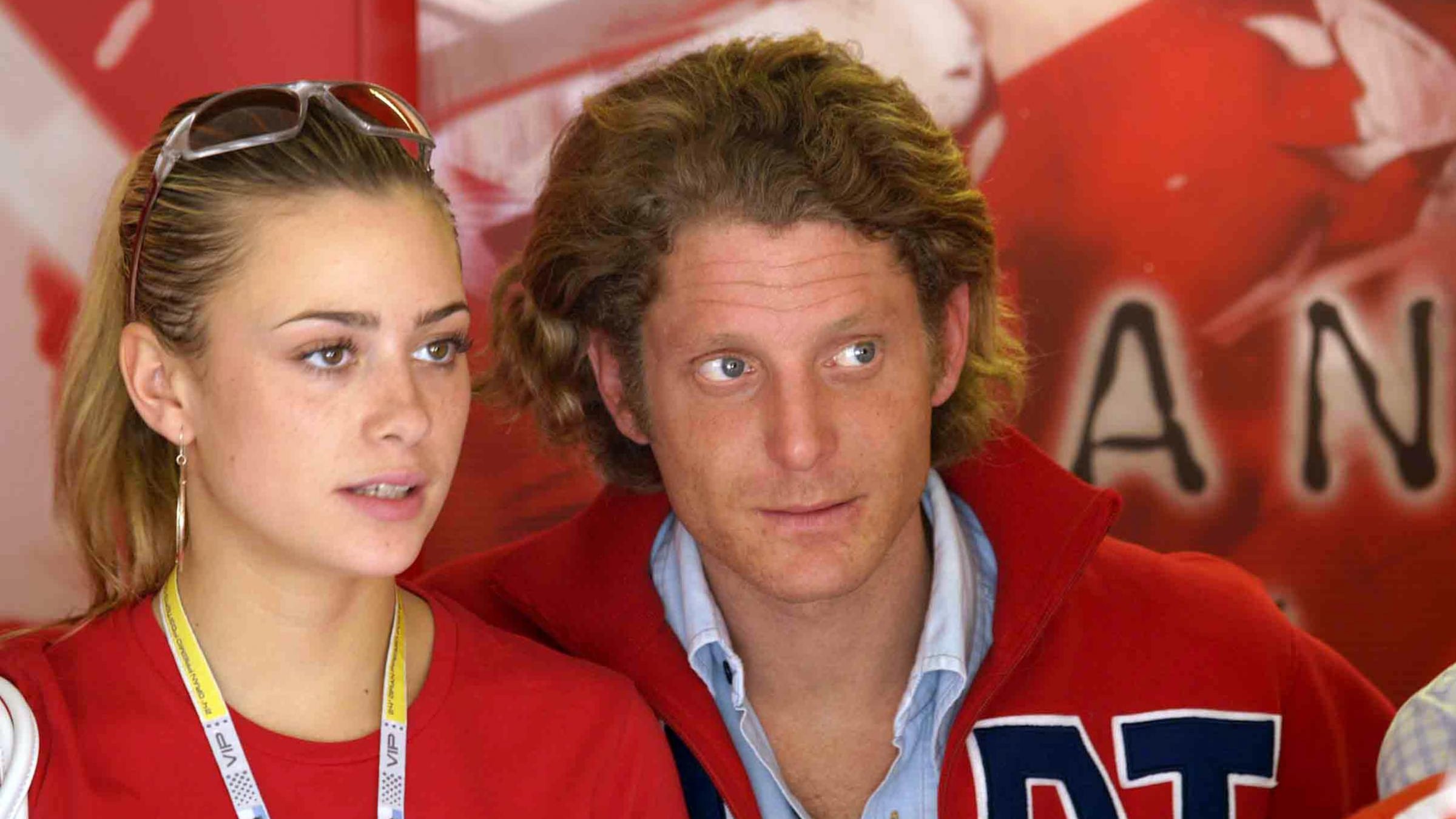 Il party, i paparazzi, le nozze e l'overdose: la storia d'amore tra Lapo Elkann e Martina Stella