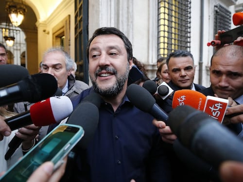 Il Governo stralcia il Salva Roma. Salvini: "I debiti restano alla Raggi"