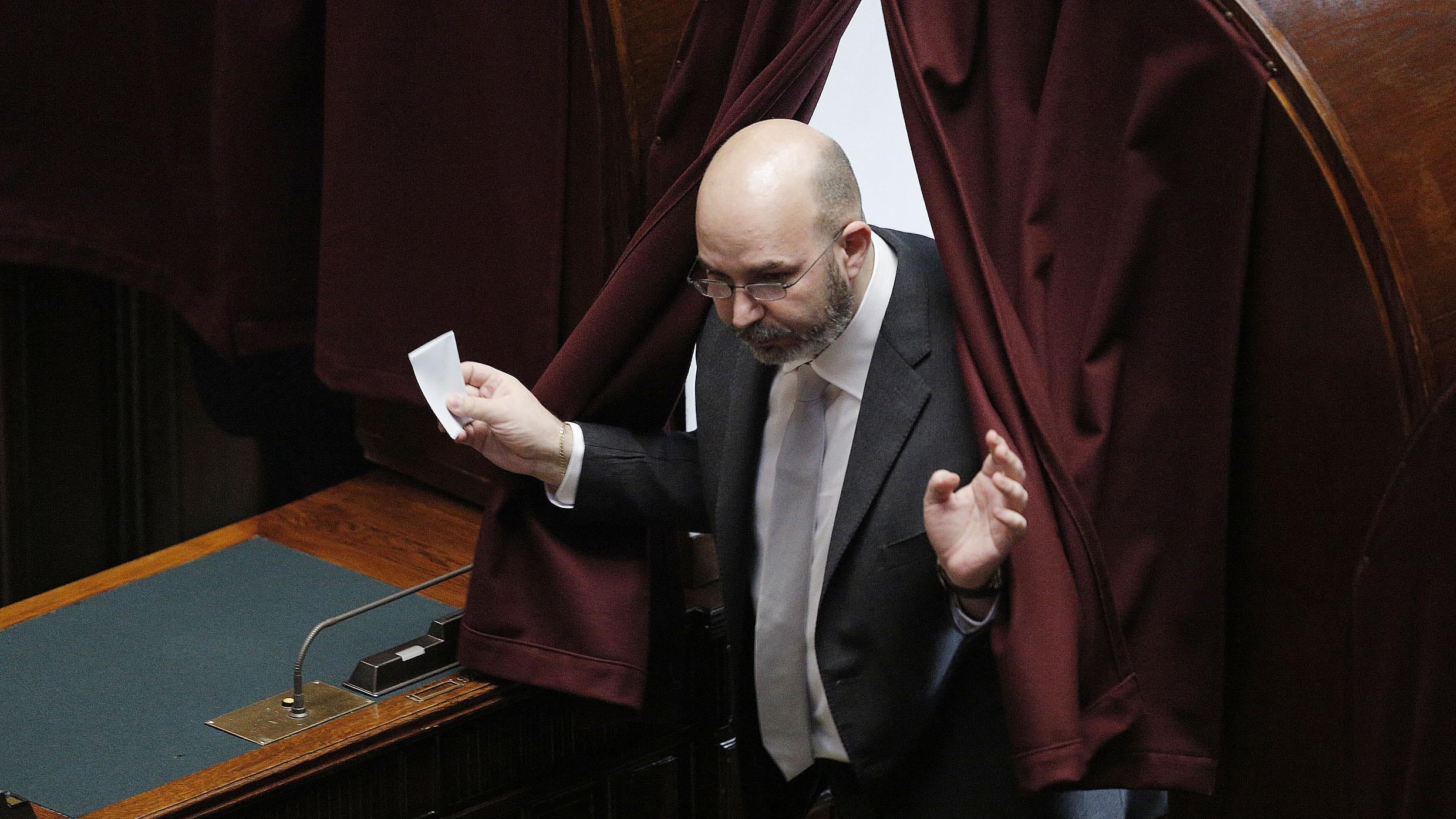 Imu, Crimi: "Favorevoli alla sua abrogazione Ma solo per redditi bassi"