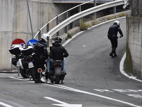 Andavano a scuola: fratelli travolti dal tir
