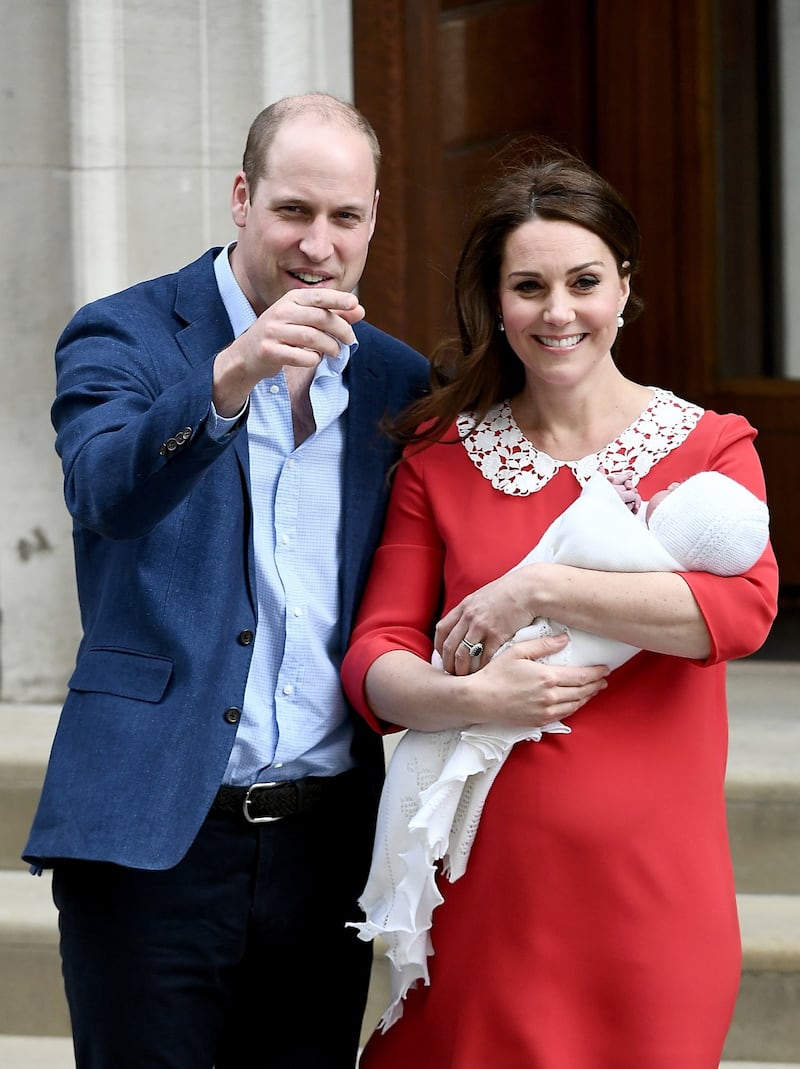 Kate Middleton raggiante dopo il parto 9