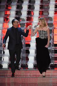 Sanremo 2017, gli outfit sexy della seconda serata 41