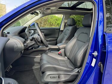 Honda ZR-V: guarda la gallery del nuovo SUV ibrido giapponese. Sorprendono qualità e consumi 16
