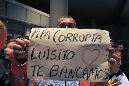 Suarez, l'accoglienza dei tifosi 4