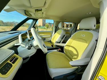 Volkswagen ID.Buzz, guarda la gallery del nuovo VAN 100% elettrico 13