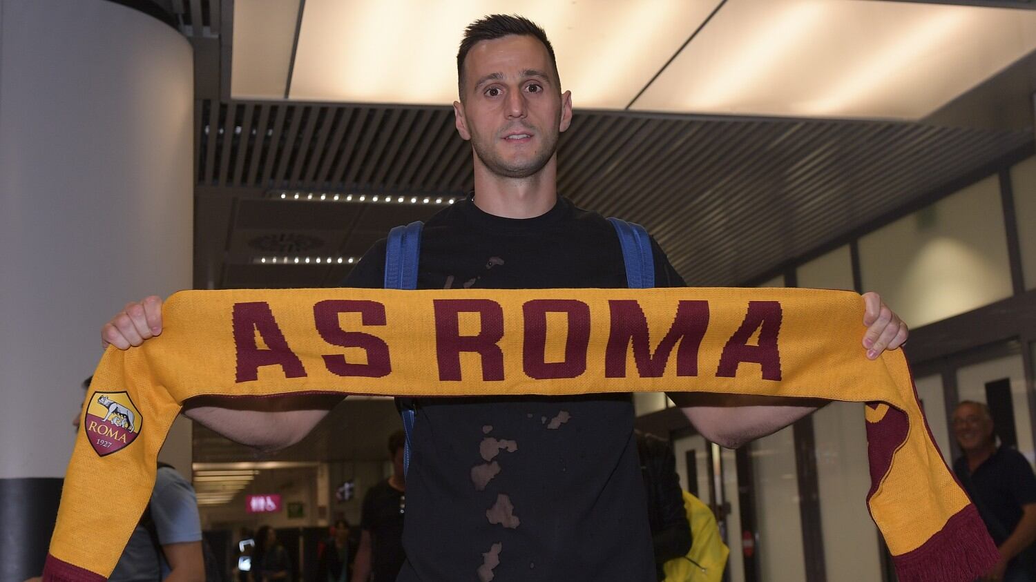 La Roma prende Mkhitaryan. Arriva anche Kalinic