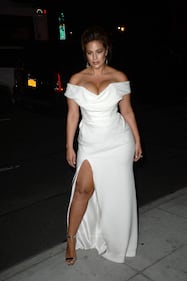Ashley Graham, curve sexy in bikini 7