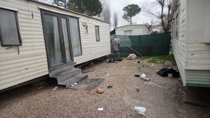 Camping River, tra degrado, roghi e sporcizia 7
