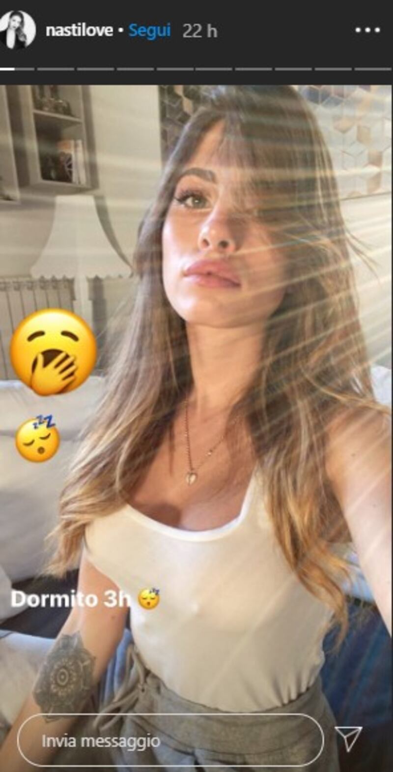 Chiara Nasti in bikini sui social 15