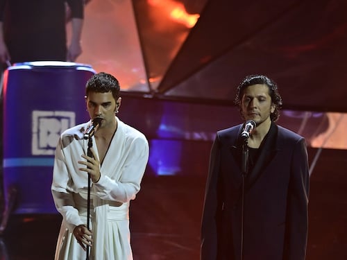 Sanremo 2024: ecco il look della quarta serata del Festival di Maninni