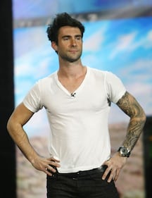Adam Levine dei Maroon 5 nudo nel nuovo video 16