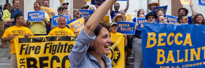 Becca Balint, democratica, prima donna essere eletta deputata del Vermont, unico Stato che aveva mandato sino ad oggi solo rappresentanti uomini a Washington