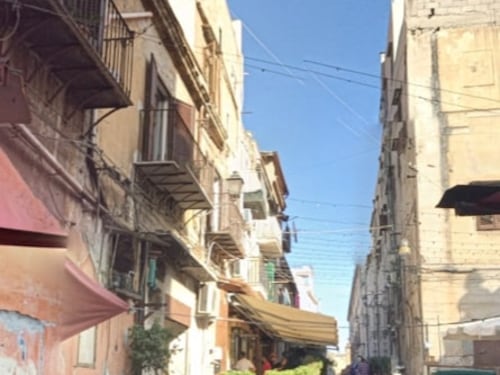 Palermo, chiede di regolarizzare l'affitto: minacciato di morte