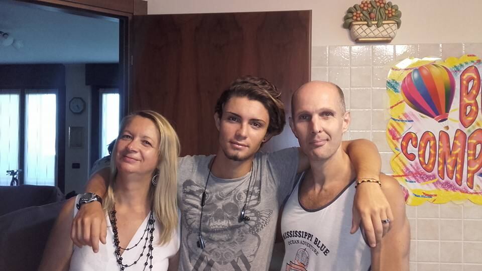 Milano, l'omicidio choc: ammazza la madre con un levatorsoli