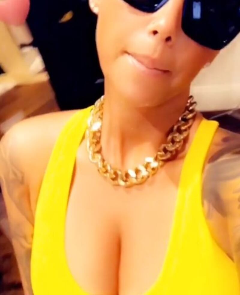 Amber Rose, gli scatti più sexy 9