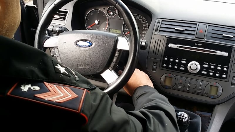 L’ultima trovata dei narcos per trasportare droga in auto: la scoperta a Napoli 1